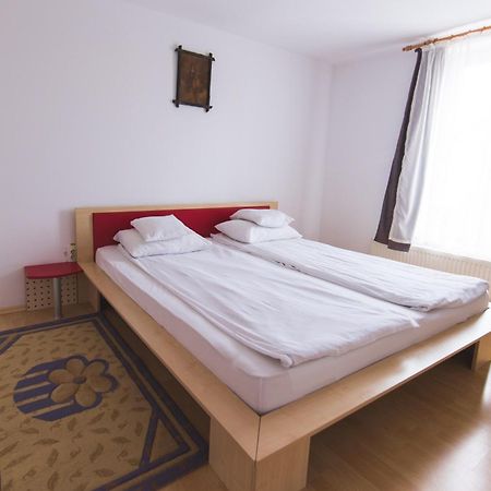 Hotel Casa La Fayette Timisoara Esterno foto